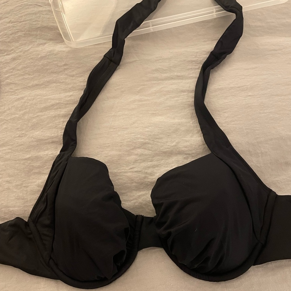 Vitamin A Brittany Underwire Bikini Halter Top. 32D Eco Black